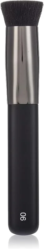 KIKO Milano Face 06 Sponge Core Foundation Brush, Pinceau Avec Cœur En Éponge Pour — Maquillage