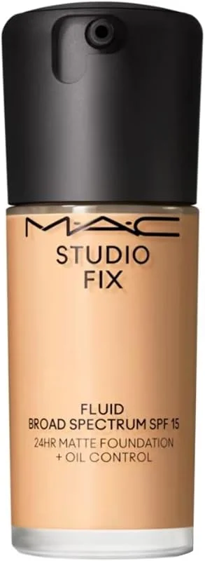 MAC Studio Fix Fluid SPF15 24HR Fond de teint mat + Oil Control n° C40 (30 ml) — Maquillage