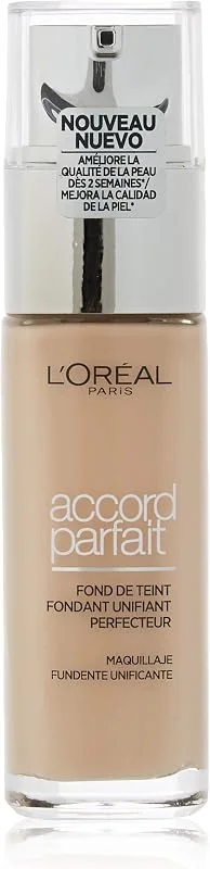 L'Oréal Paris MakeUp - Fond de teint longue tenue Accord parfait - Effet naturel — Maquillage
